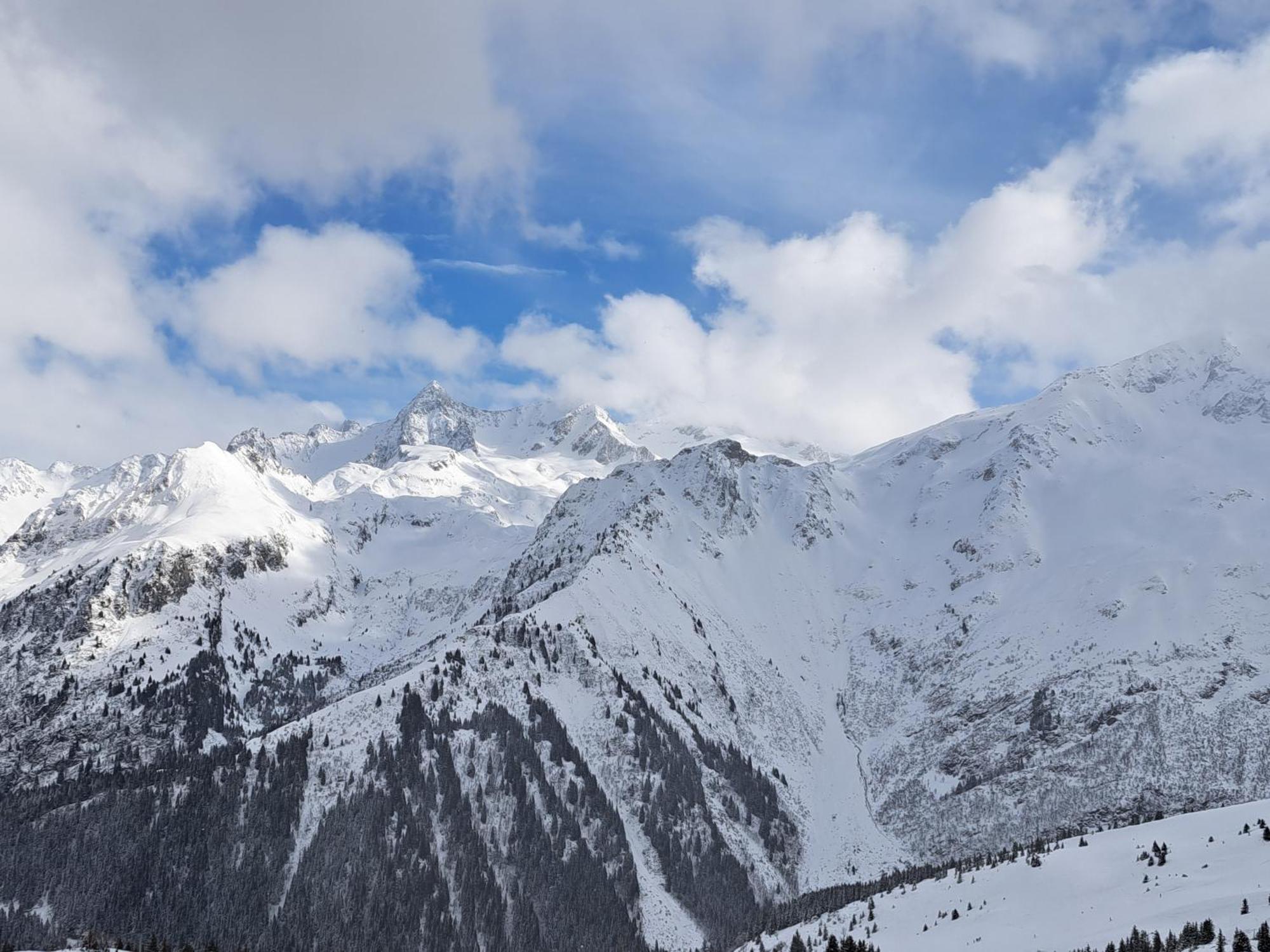 Adorelys Sejour Bien Etre - Spa Et Massage Saint-Cassien  Luaran gambar